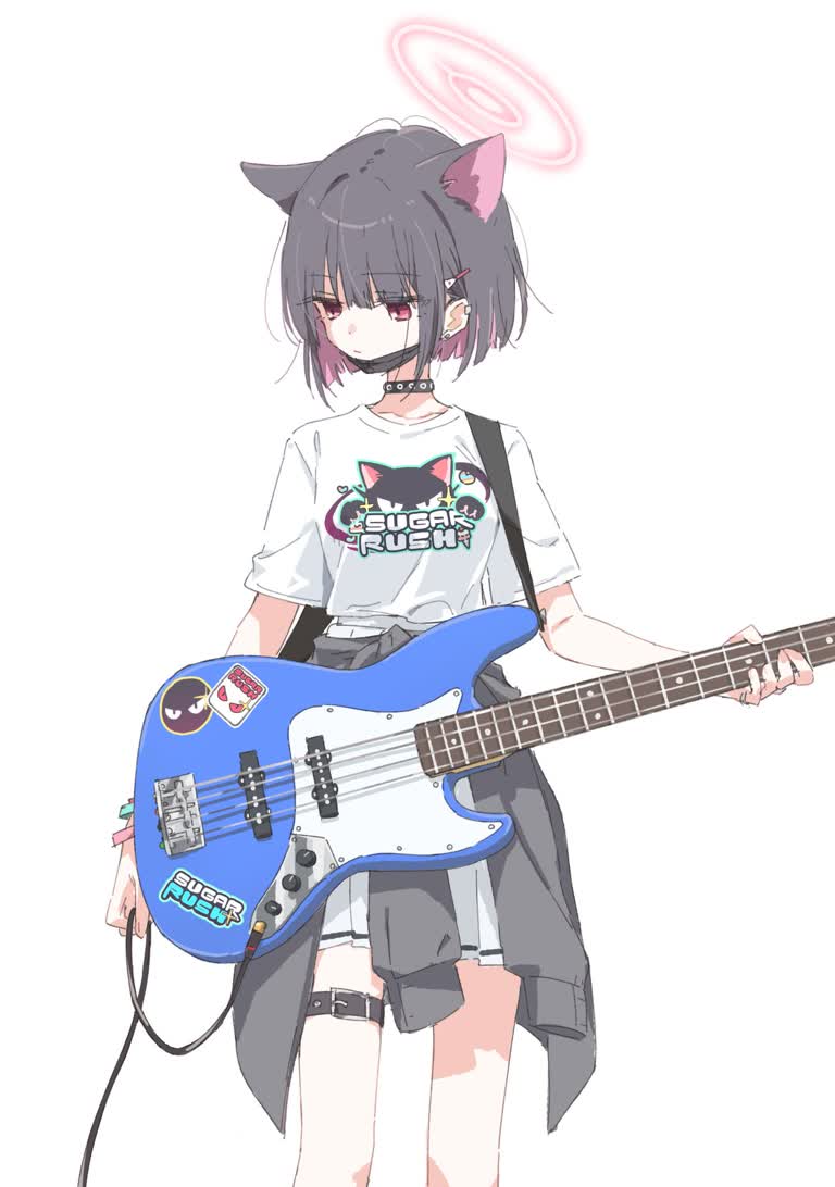 有一个女孩手里拿着吉他