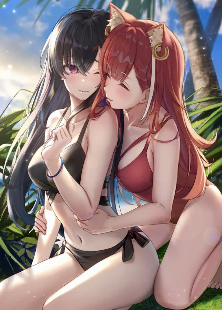 有两个女人坐在一起